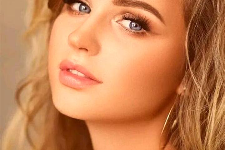 Mia, 22, a dark blonde blue-eyed indian companion based in Tienvolokaha. Offering Girlfriend Experience, Overnight, Dinner Date. Available for incall and out...