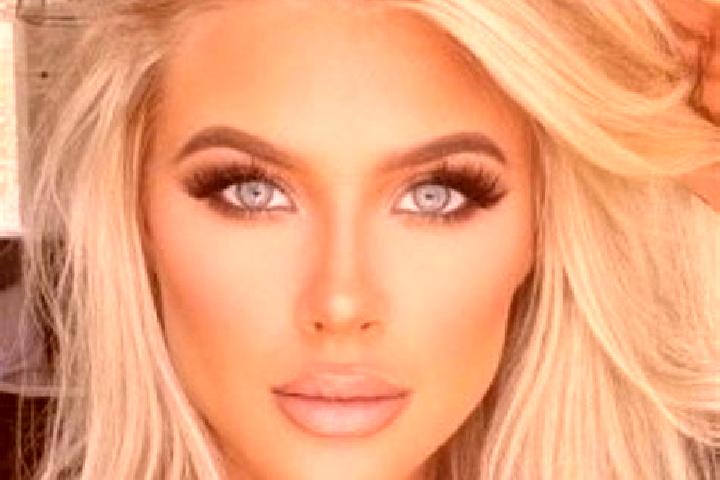 Mia, 22, a platinum blonde dark-eyed caucasian companion based in Vukatane. Offering Duos, OWO, Party Girl, Erotic Massage, Travel Companion. Available for i...