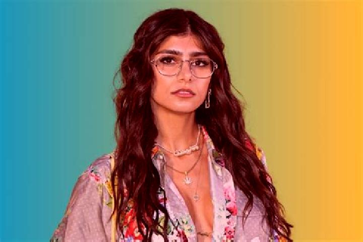 Mia, 22 — Escort in Khalaf-e Mosallam, Iran