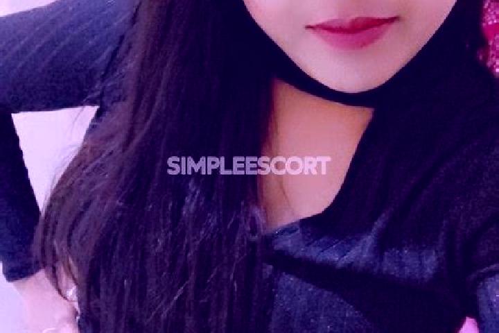 Mia, 22 — Escort in Manjathala, India