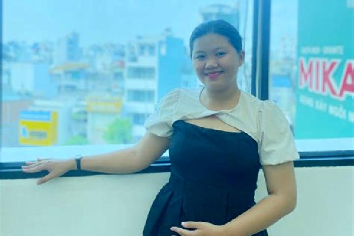 Mia, 22 — Escort in Phung, Vietnam