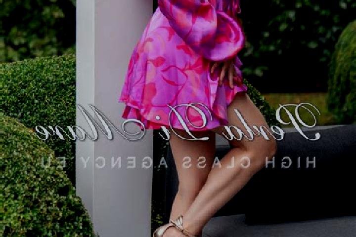 Mia, 22 — Escort in Prislopu Mare, Romania