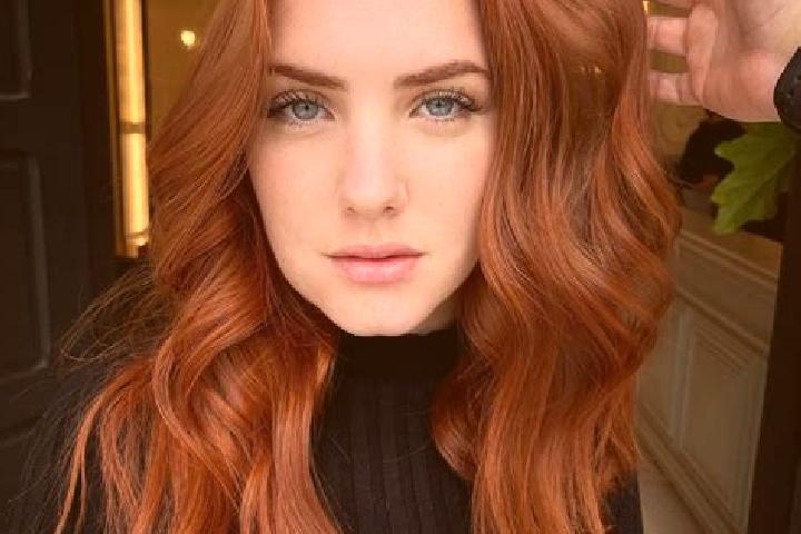 Mia, 23, a auburn blue-eyed caucasian companion based in Mece. Offering Dinner Date, Domination, CIM. Available for incall and outcall, day and evening dates.