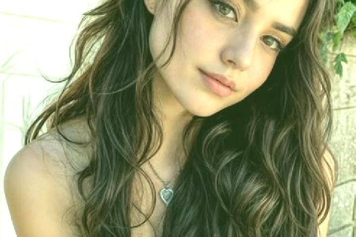 Mia, 23, a auburn hazel-eyed caucasian companion based in Darzab. Offering 69, Striptease, Massage, GFE, Erotic Massage. Available for incall and outcall, da...