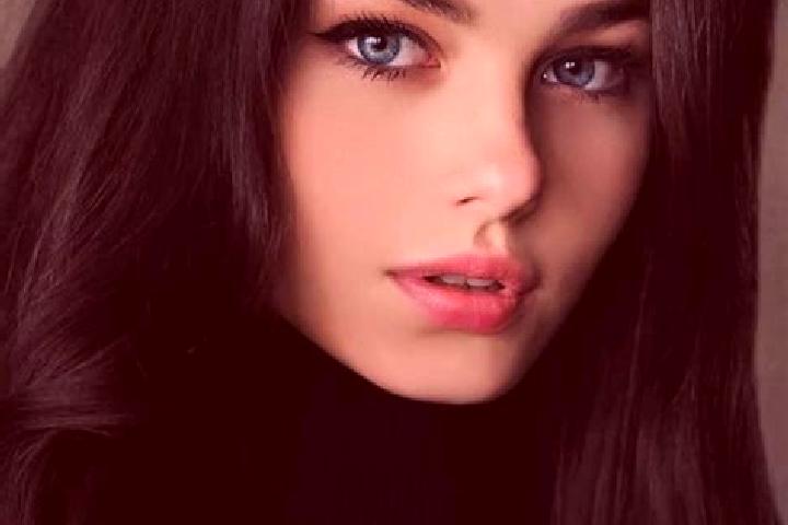 Mia, 23, a blonde dark-eyed caucasian companion based in Steensel. Offering Striptease, GFE, Erotic Massage. Available for incall and outcall, overnight book...