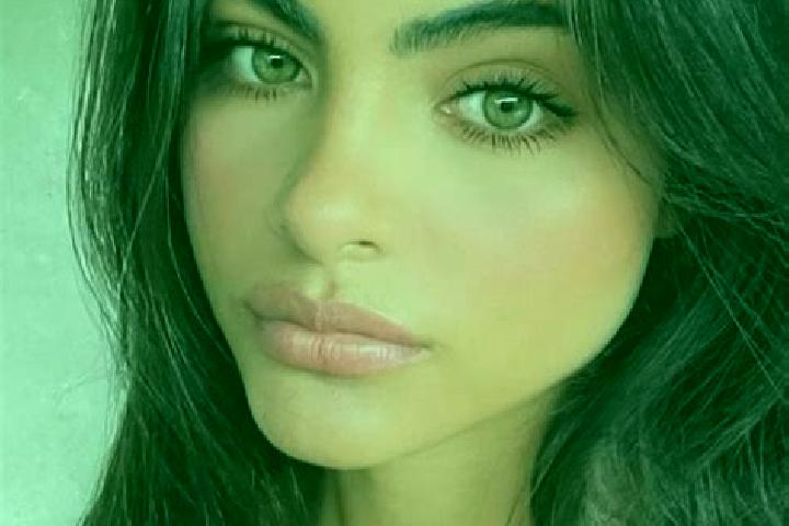 Mia, 23, a brunette dark-eyed middle eastern companion based in Vizinada. Offering Tantra, Overnight, Dinner Date. Available for incall and outcall, day and ...