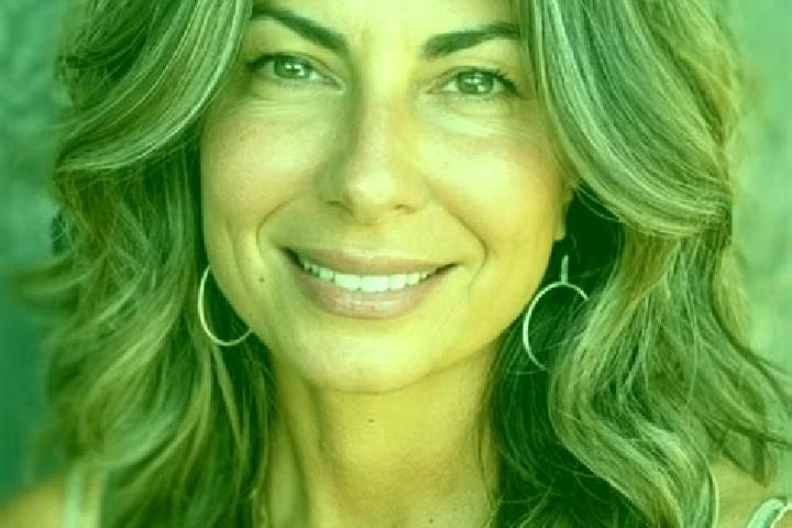 Mia, 23, a brunette grey-eyed latina companion based in Campese. Offering Massage, Fetish, Prostate Massage, Domination. Available for incall and outcall, da...