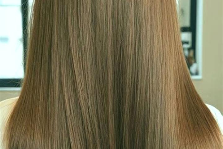 Mia, 23, a chestnut green-eyed asian companion based in Adh. Offering A-Level, Party Girl, Tantra, Prostate Massage. Available for incall and outcall, day an...