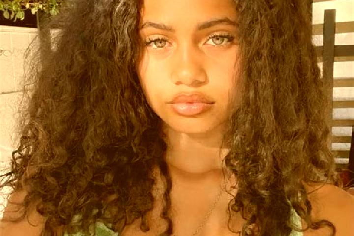 Mia, 23, a chestnut green-eyed mixed companion based in Al Qa im. Offering Dinner Date, Duos, Deep French Kissing. Available for incall and outcall, day and ...