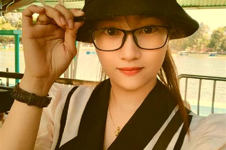 Mia, 23 — Escort in Cai Nhum, Vietnam