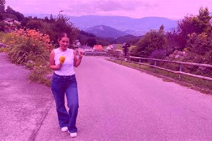 Mia, 23 — Escort in Fraxern, Austria