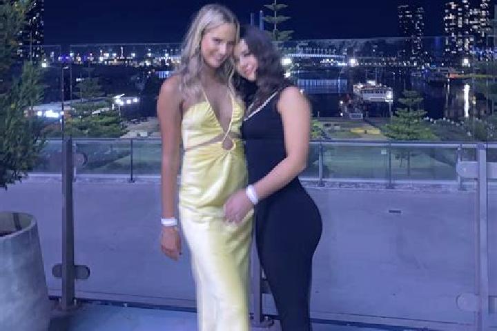 Mia, 23 — Escort in Ormond, Australia