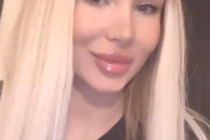 Mia, 23 — Escort in Oxunboboyev, Uzbekistan