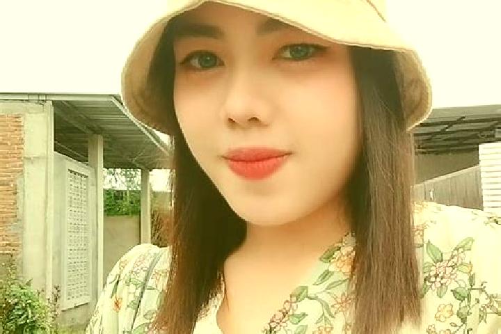 Mia, 23 — Escort in Pagutan, Indonesia