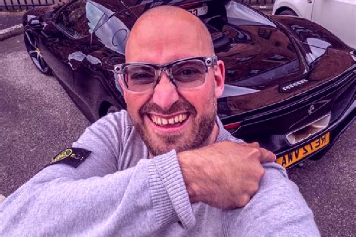 Mia, 23 — Escort in Staveley, United Kingdom