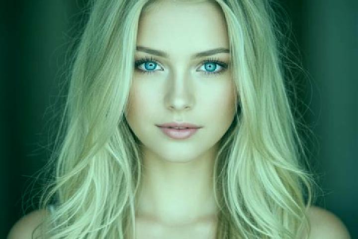 Mia, 24, a blonde amber-eyed mixed companion based in Barrancas. Offering Overnight, Deep French Kissing, GFE, Dinner Date, Massage. Available for incall and...