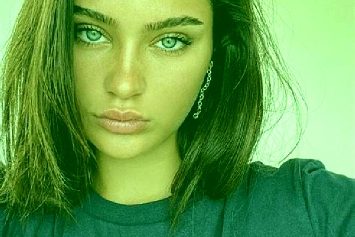 Mia, 24, a brunette blue-eyed caribbean companion based in Ah Ka La. Offering GFE, Domination, OWO. Available for incall and outcall, overnight bookings avai...