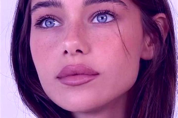 Mia, 24, a brunette brown-eyed mediterranean companion based in Gualoev. Offering Duos, Girlfriend Experience, CIM, Couples. Available for incall and outcall...