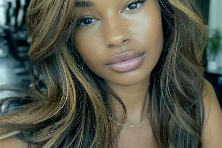 Mia, 24, a chestnut dark-eyed mixed companion based in Fenyi. Offering Tantra, Fetish, Overnight, Couples. Available for incall and outcall, overnight bookin...