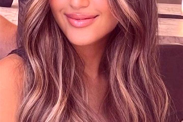 Mia, 24, a dark blonde brown-eyed indian companion based in Pir Balut. Offering Couples, CIM, Erotic Massage. Available for incall and outcall, overnight boo...