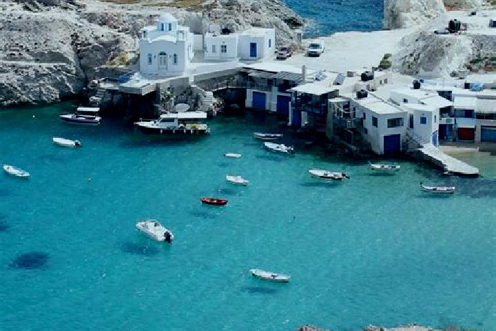 Mia, 24 — Escort in Akropotamos, Greece