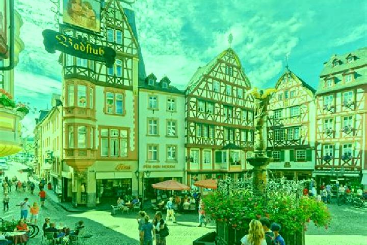Mia, 24 — Escort in Bernkastel-Kues, Germany