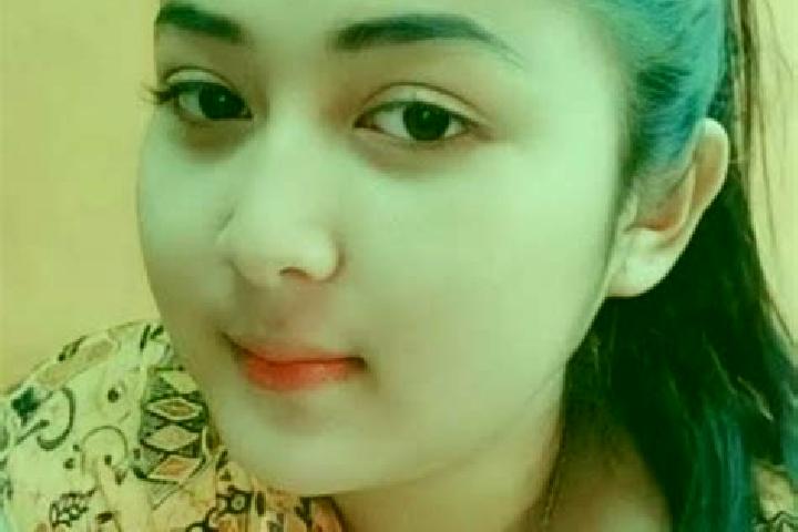 Mia, 24 — Escort in Cisagu, Indonesia