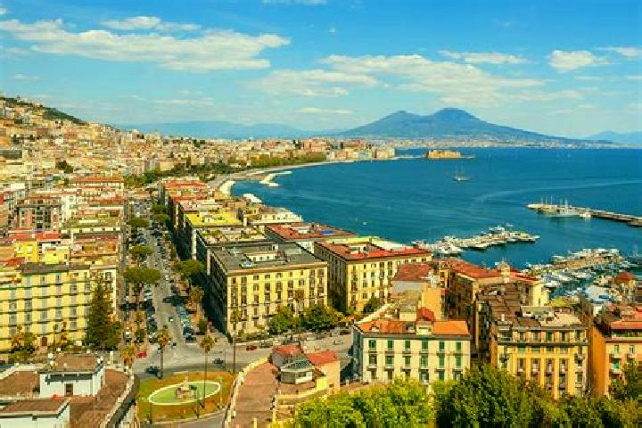 Mia, 24 — Escort in Naples, Italy