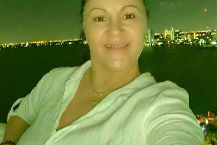 Mia, 24 — Escort in Olympia Heights, United States