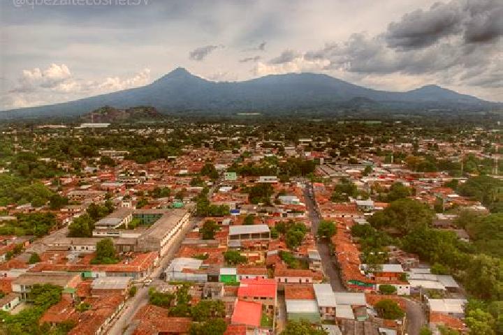 Mia, 24 — Escort in Quezaltepeque, El Salvador