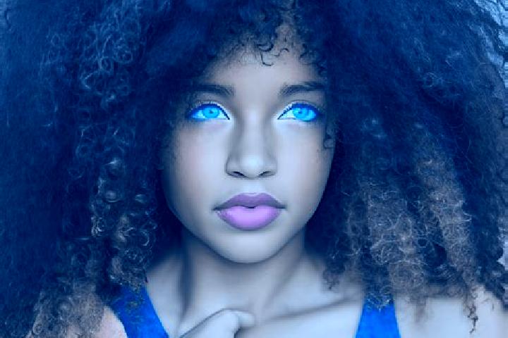 Mia, 25, a black blue-eyed ebony companion based in Petraia. Offering CIM, Massage. Available for incall and outcall, day and evening dates.