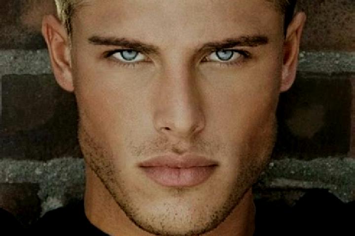 Mia, 25, a blonde grey-eyed caucasian companion based in Foglizzo. Offering Domination, Duos, Couples, Overnight, Erotic Massage. Available for incall and ou...