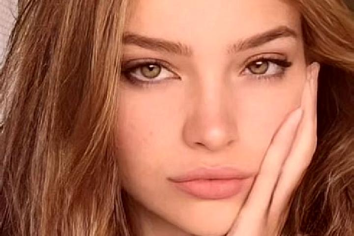 Mia, 25, a chestnut hazel-eyed european companion based in Dosrius. Offering Striptease, OWO, Party Girl, Tantra. Available for incall and outcall, day and e...