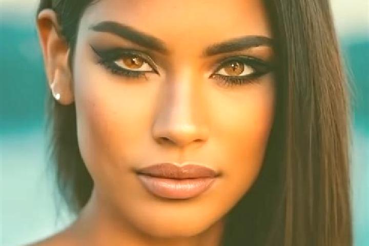 Mia, 25, a dark blonde green-eyed latina companion based in Dublje. Offering Overnight, Striptease, OWO, Deep French Kissing, A-Level. Available for incall a...