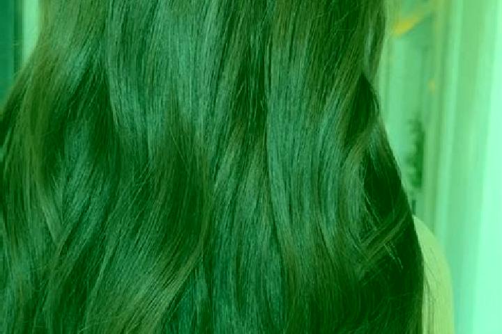 Mia, 25, a red brown-eyed middle eastern companion based in Groeslon. Offering A-Level, Couples, Girlfriend Experience, OWO, GFE. Available for incall and ou...