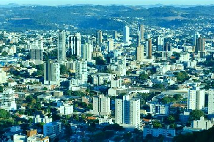 Mia, 25 — Escort in Francisco Beltrao, Brazil