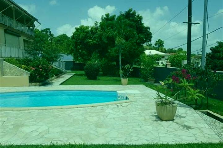 Mia, 25 — Escort in Les Abymes, Guadeloupe