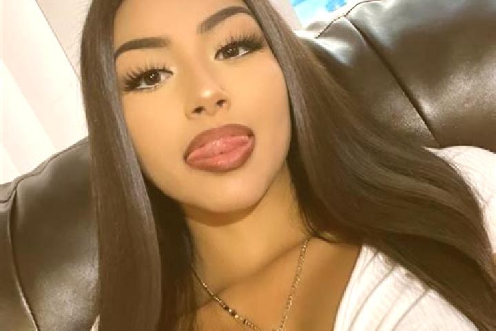 Mia, 25 — Escort in Santa Cruz Escandon, Mexico