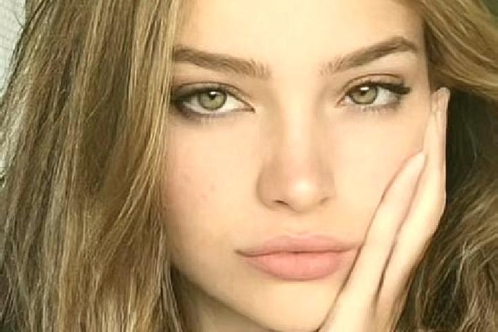Mia, 26, a blonde hazel-eyed latina companion based in Oberschonegg. Offering BDSM, Duos, A-Level, Couples, Erotic Massage. Available for incall and outcall,...