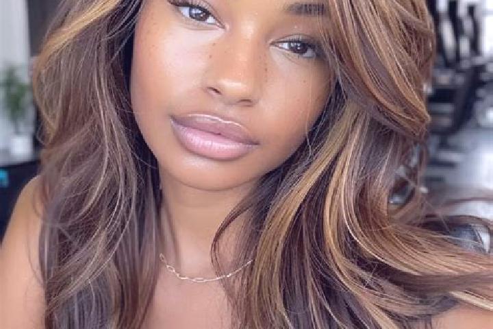 Mia, 26, a dark blonde brown-eyed mixed companion based in Ataleia. Offering Party Girl, A-Level, Fetish. Available for incall and outcall, overnight booking...