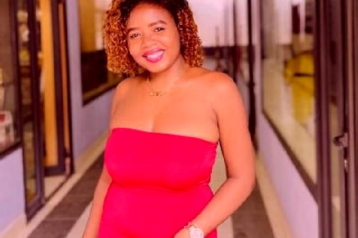 Mia, 26 — Escort in Ambilobe, Madagascar