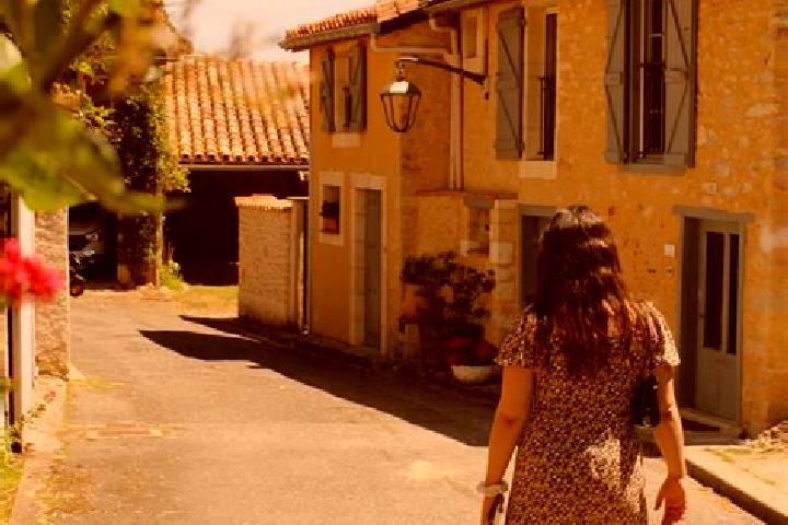 Mia, 26 — Escort in Aurignac, France