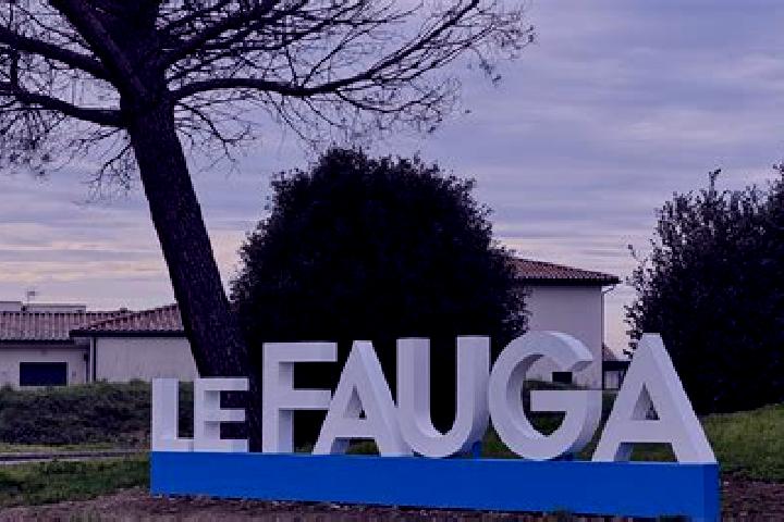 Mia, 26 — Escort in Le Fauga, France