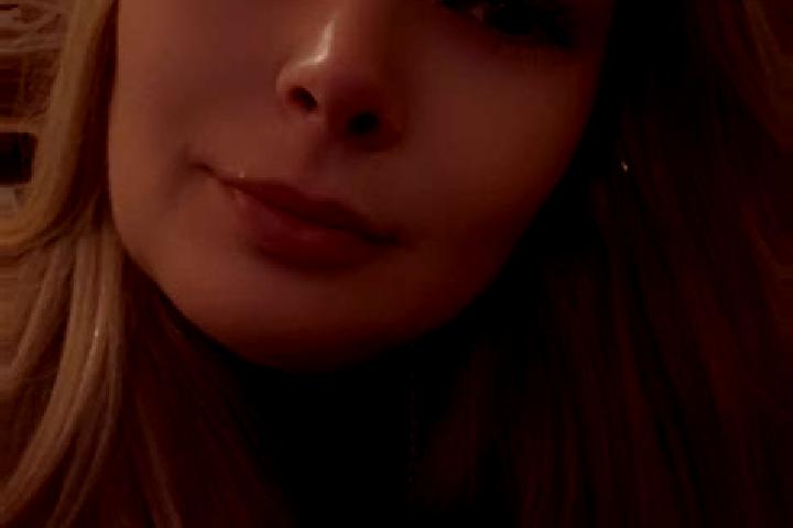 Mia, 26 — Escort in Maesteg, United Kingdom