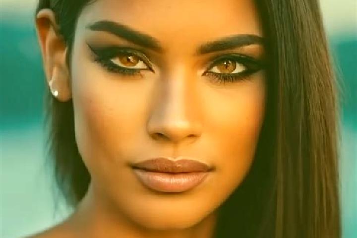 Mia, 27, a brunette amber-eyed latina companion based in Psara. Offering CIM, Prostate Massage, Tantra, Travel Companion. Available for incall and outcall, d...