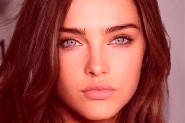Mia, 27, a brunette blue-eyed caucasian companion based in Aguas Blancas. Offering A-Level, Deep French Kissing, Girlfriend Experience, 69. Available for inc...