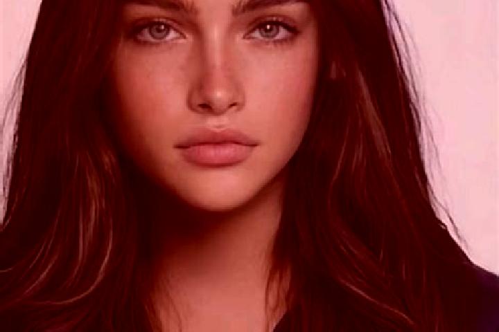 Mia, 27, a brunette blue-eyed mediterranean companion based in Constantinesti. Offering Party Girl, Overnight, Erotic Massage. Available for incall and outca...
