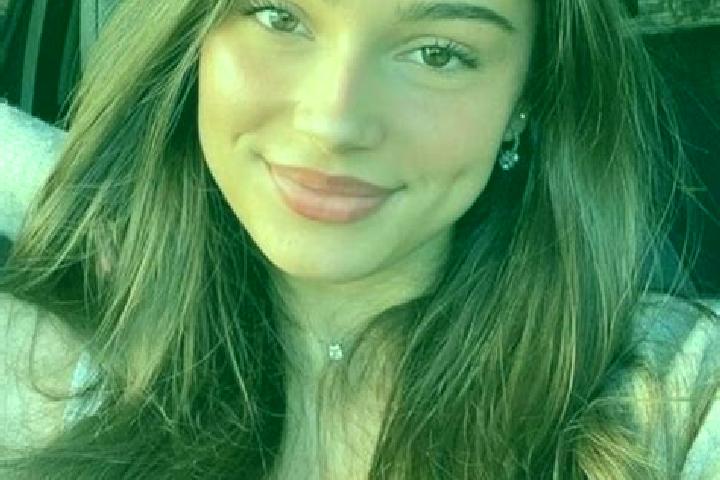 Mia, 27, a brunette hazel-eyed slavic companion based in Lukhovka. Offering OWO, CIM, Couples, Girlfriend Experience. Available for incall and outcall, day a...