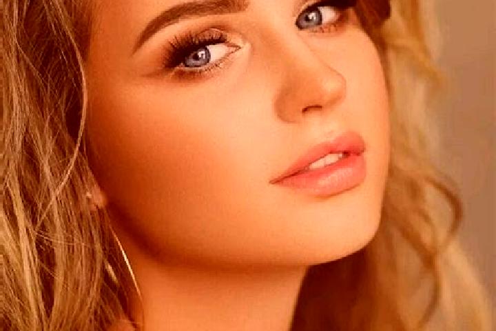 Mia, 27, a dark blonde blue-eyed slavic companion based in Tenixtepec. Offering Prostate Massage, Roleplay, Overnight. Available for incall and outcall, day ...