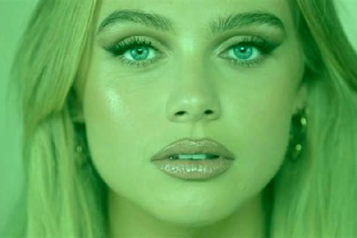 Mia, 27, a platinum blonde blue-eyed caribbean companion based in Santo Antonio do Amparo. Offering 69, Deep French Kissing, BDSM, Overnight, Massage. Availa...